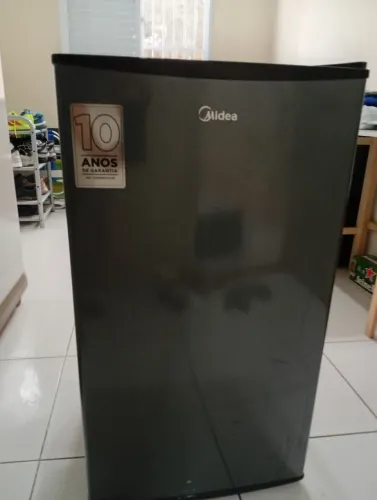 Frigobar midea 93 litros 220v