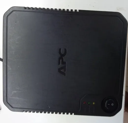 Estabilizador de energia APX Potencia 1Kva (1000va) 8 tomadas Tens Ent 110 a 240v sai 110v