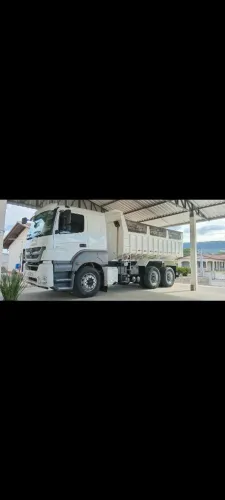 Axor 2644 6x4 ano 2014 caçamba 2023