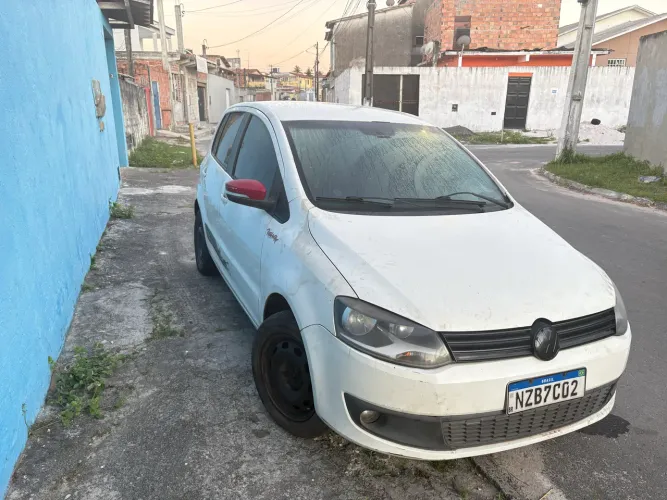 Volkswagen Fox Rock IN RIO 1.6 MI Total Flex 8V 5P 2012