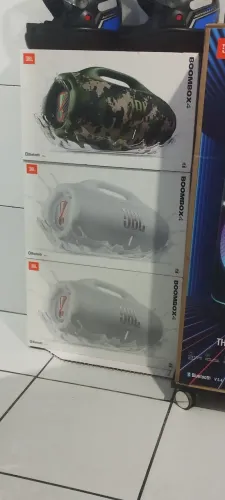 Vendo JBL boombox4 branca e camufrada lançamento lacrada zero bala apenas 2.599 reais 