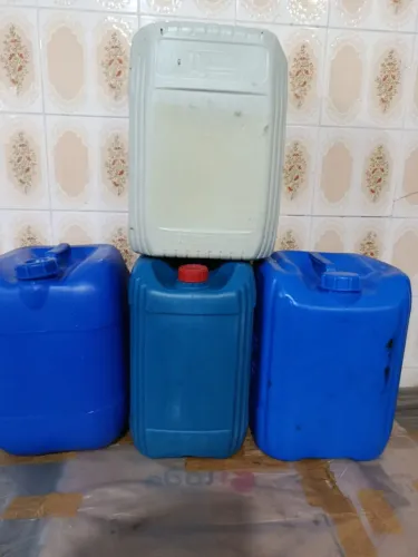 Vendo Bombonas .de 25 LTS a 30ltrs