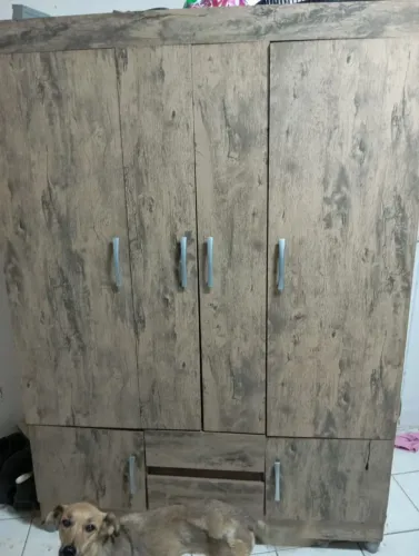 GUARDA ROUPA