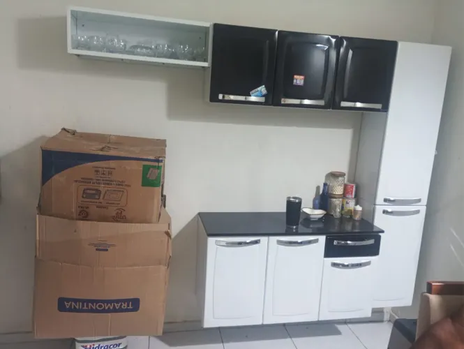 Armário cozinha montado
