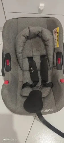 Bebê conforto em ótimo estado, pouco usado 