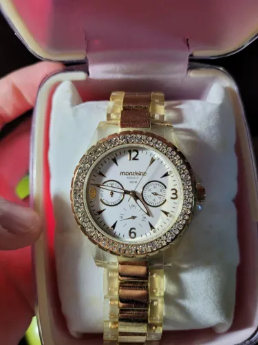 Relo Mondaine Feminino Dourado
