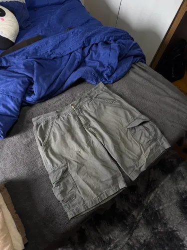 Bermudas cargo