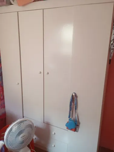 Guarda roupa criança 