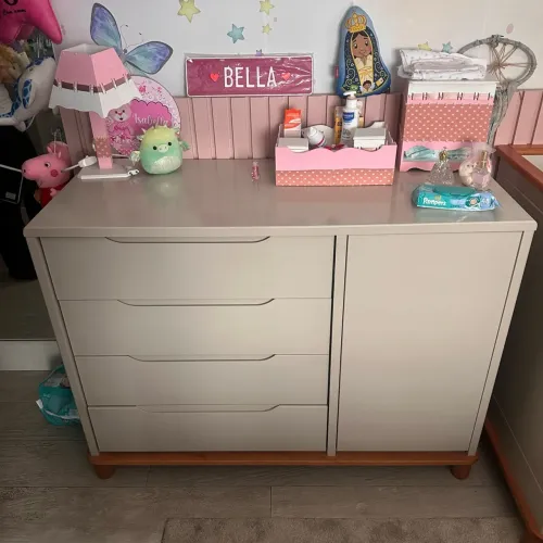 Conjunto Berço e Cômoda Allegrini