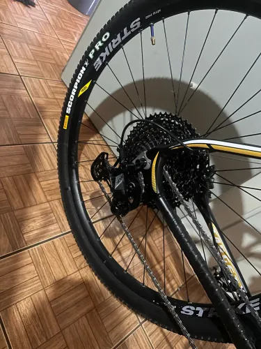 Bike aro 29 MTB. Bike top!! Tamanho 19
