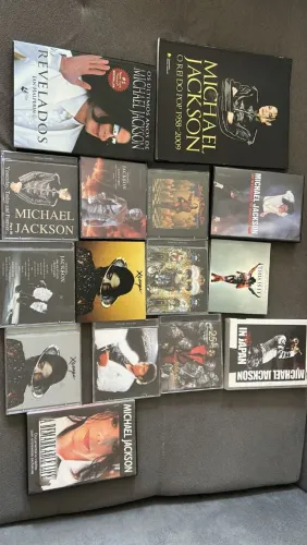Coleção CD's, Livros,DVD's Michael Jackson