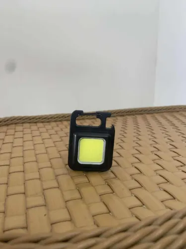 Mini Lanterna Portátil
