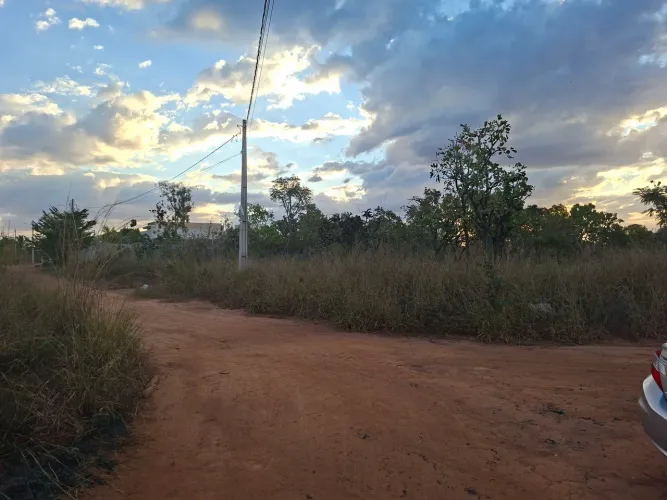 Lote mansões da lagoa quente Caldas novas Go
