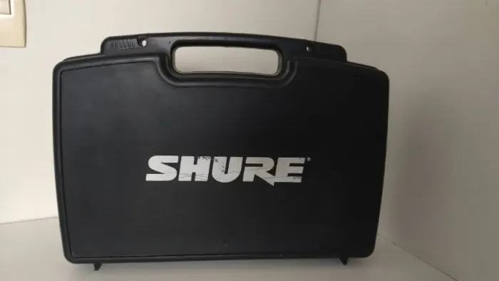 Microfone SHURE sem fio PG58 (VHF)