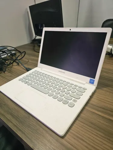 Notebook samsung flash f30 13,6 polegadas