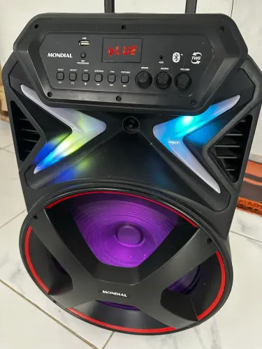 Caixa de Som Mondial CM-700 (700W - RMS) - Bluetooth e LED