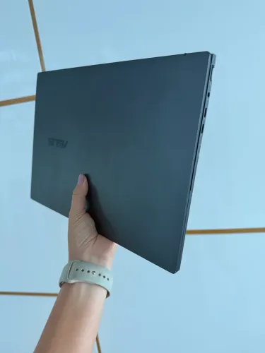 Notebook ASUS Zenbook Touchscreen | Intel core i7 | 16 GB RAM | SSD 1TB