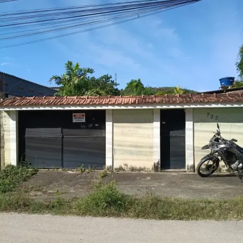 2 CASAS VENDA  NO MESMO QUINTAL PRECISA SE DE REFORMA NOVA IGUAÇU 