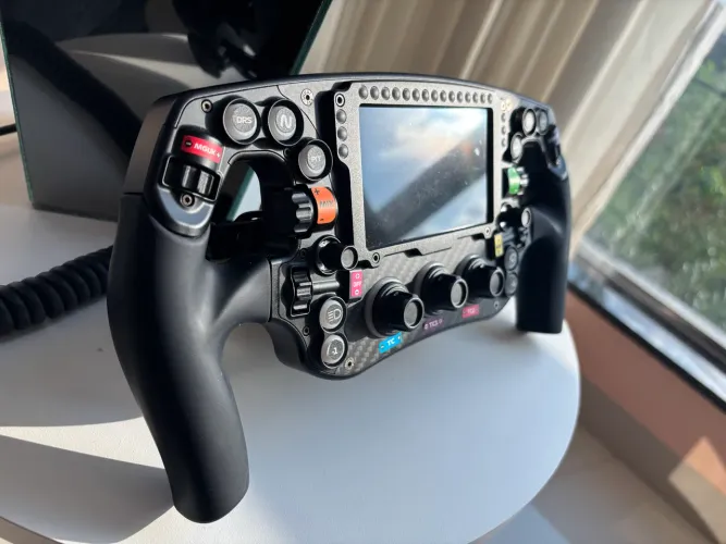 Volante Leoxz Xf1 Ultimate com QR2 Fanatec