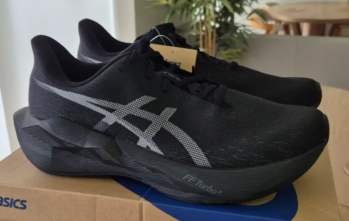 Asics novablast 6