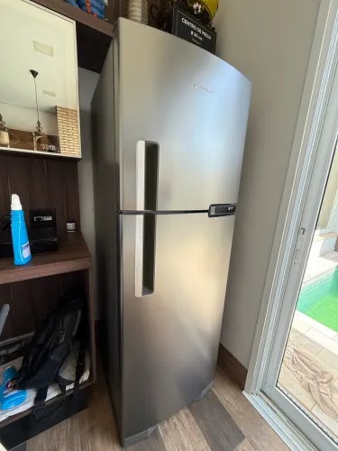 Geladeira Brastemp Inox Frost Free BRM44 375L
