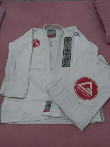 Kimono Gracie Barra GB1 A3