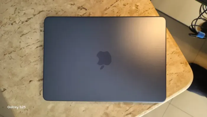 Macbook Neo 13" A18 Pro, 512 GB Touch ID - Índigo