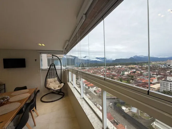 Apartamento à venda em Praia Grande no Caiçara prédio frente mar