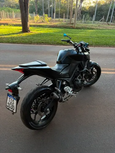 Vende- se YAMAHA MT-03 2024 