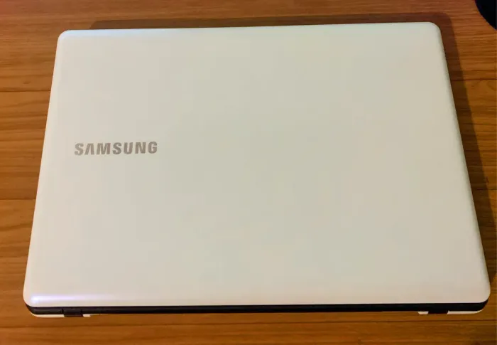 Notebook Usado Samsung ATIV Book Intel Core i3 - Branco
