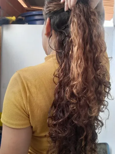 Cabelo humano brasileiro cacheado morena iluminado