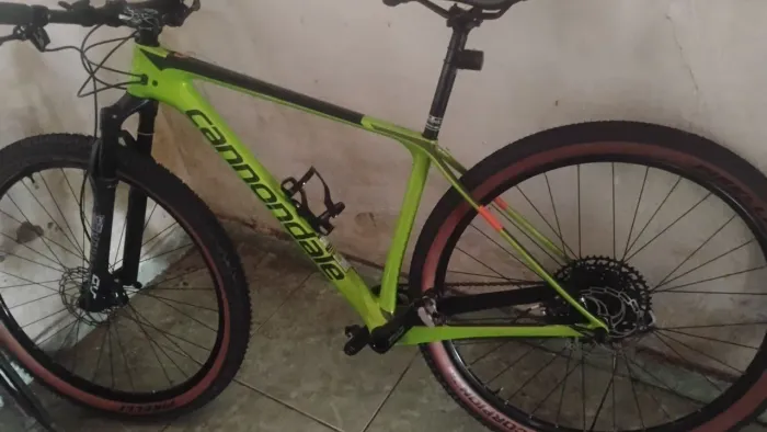 Vendo quadro de carbono cannodale 29