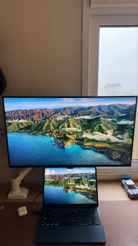 Monitor Dell Pro 32 4K 100hz com hub USB-C P3225QE