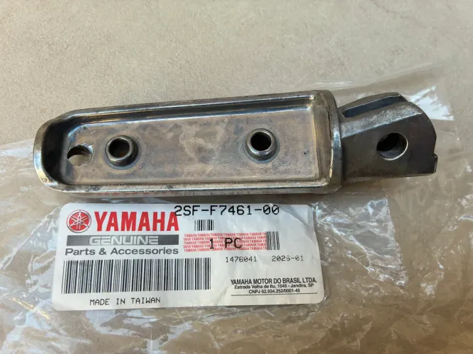 Pedaleira Dianteira Direita Yamaha MT 07 16/24 Original (usado)