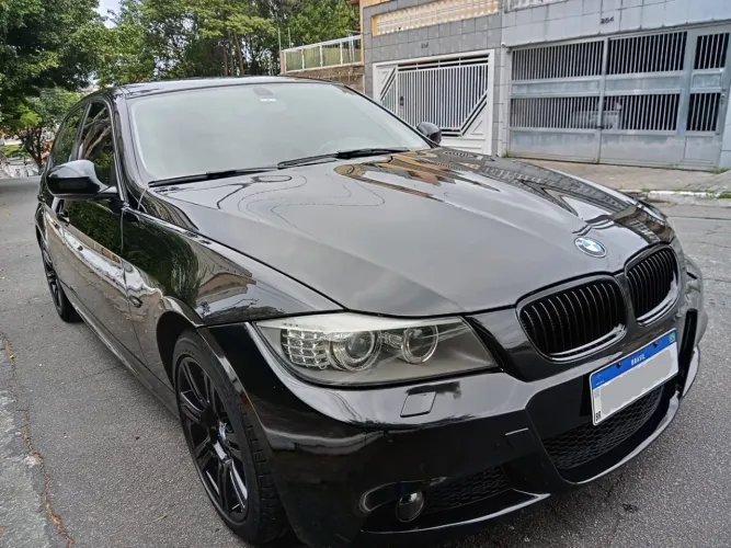 BMW 318I A 2.0 16V 136cv 5P 2012