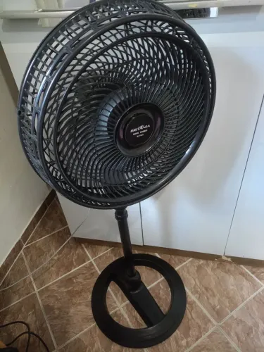 Ventilador de coluna Britânia 40cm turbo 160w