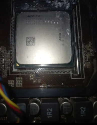 Placa mãe ruim mais o processador amd fx 4300 funcionando 
