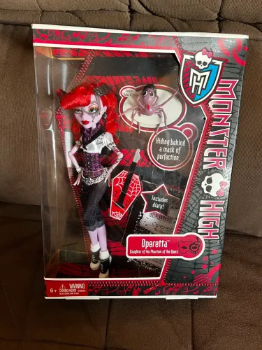 Operetta Básica Monster High Lacrada
