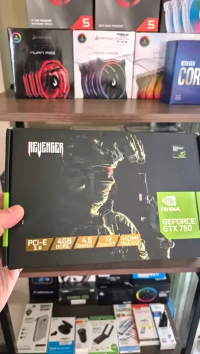 Placa de vídeo Nvídia GTX 750 4GB DDR5, nova, lacrada, com garantia!