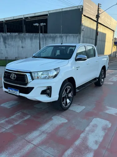 Toyota Hilux CD SRV 4X2 2.7 Flex 16V Aut. 2017