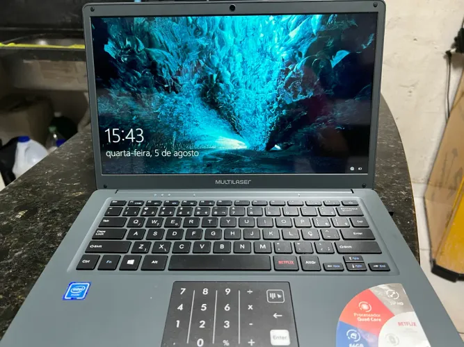 O Notebook Multilaser Legacy Cloud com 2 GB RAM