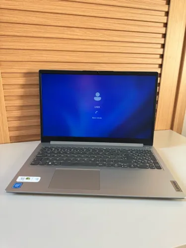 Notebook Lenovo com SSD