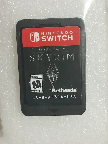 Skyrin Nintendo switch (somente o cartucho)