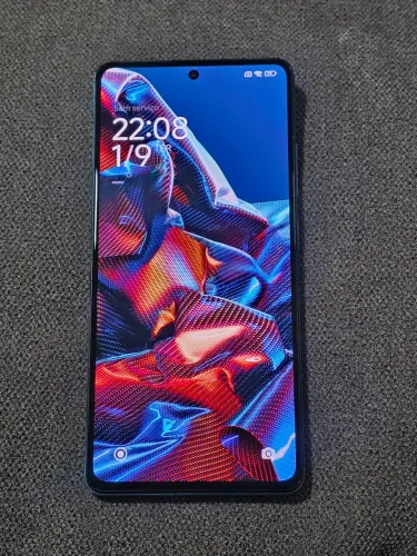 POCO X5 PRO 256 GB R$ 650,00 pra vender rápido 