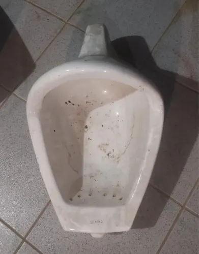 Peças de cerâmica para banheiro