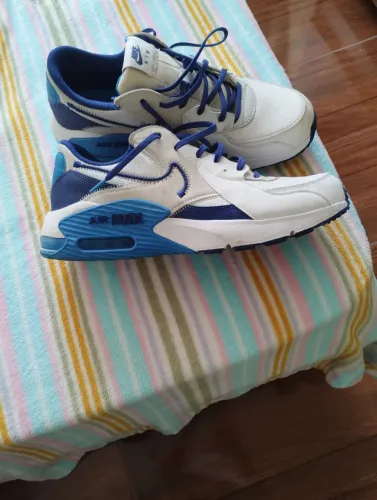 Tênis Nike Air Max Branco e Azul em Excelente Estado