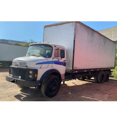 Caminhão Truck Mercedes 1113