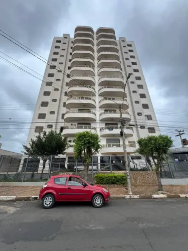 Apartamento no Condomínio Casa Blanca, em Cosmópolis-SP.