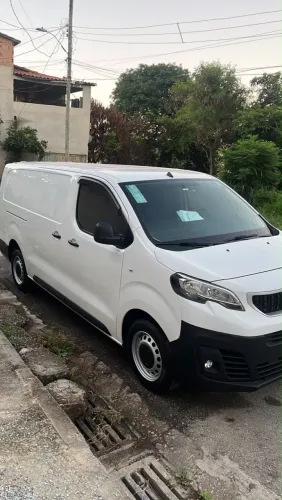 Peugeot Expert Cargo 1.5 Turbo Diesel 2023