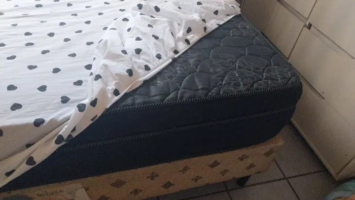 Vd cama box casal 1,38x1,80 mola preto diplomata